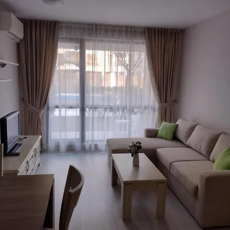 U-Dacha Summer Apartments Destination Bulgaria 2000 Napospart