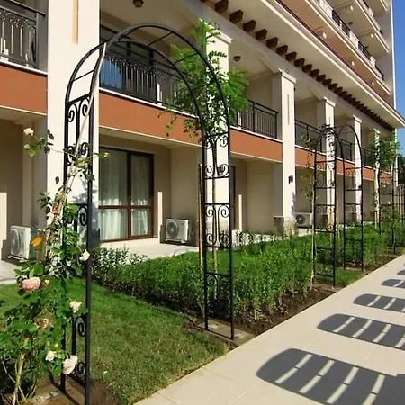 Apartment U-Dacha Summer Apartments Destination Bulgaria 2000 *